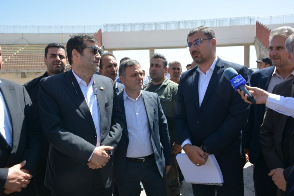 ورزشگاه